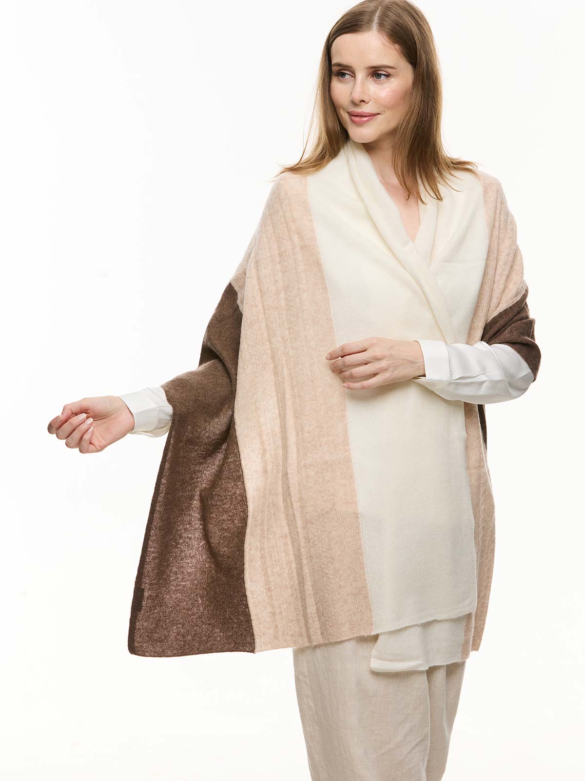Cappuccino Cashmere Wrap - Image 4