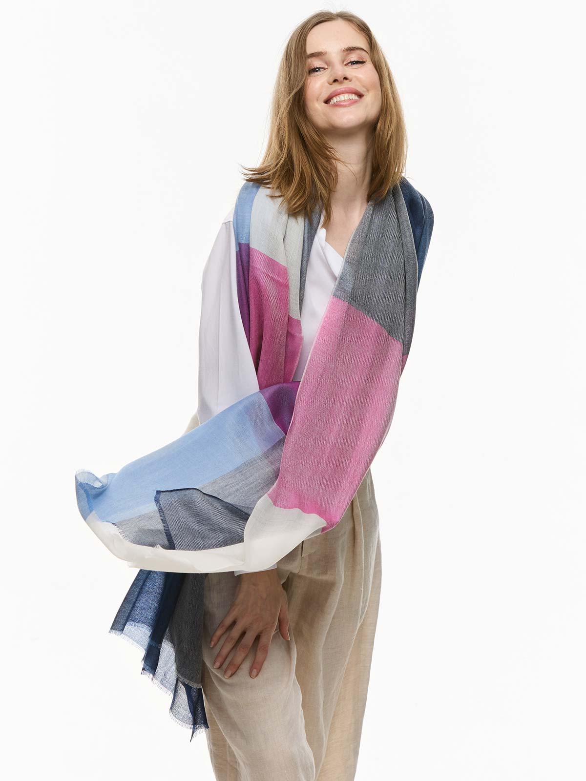 Featherlight Blue Purple Cashmere Scarf - Image 4