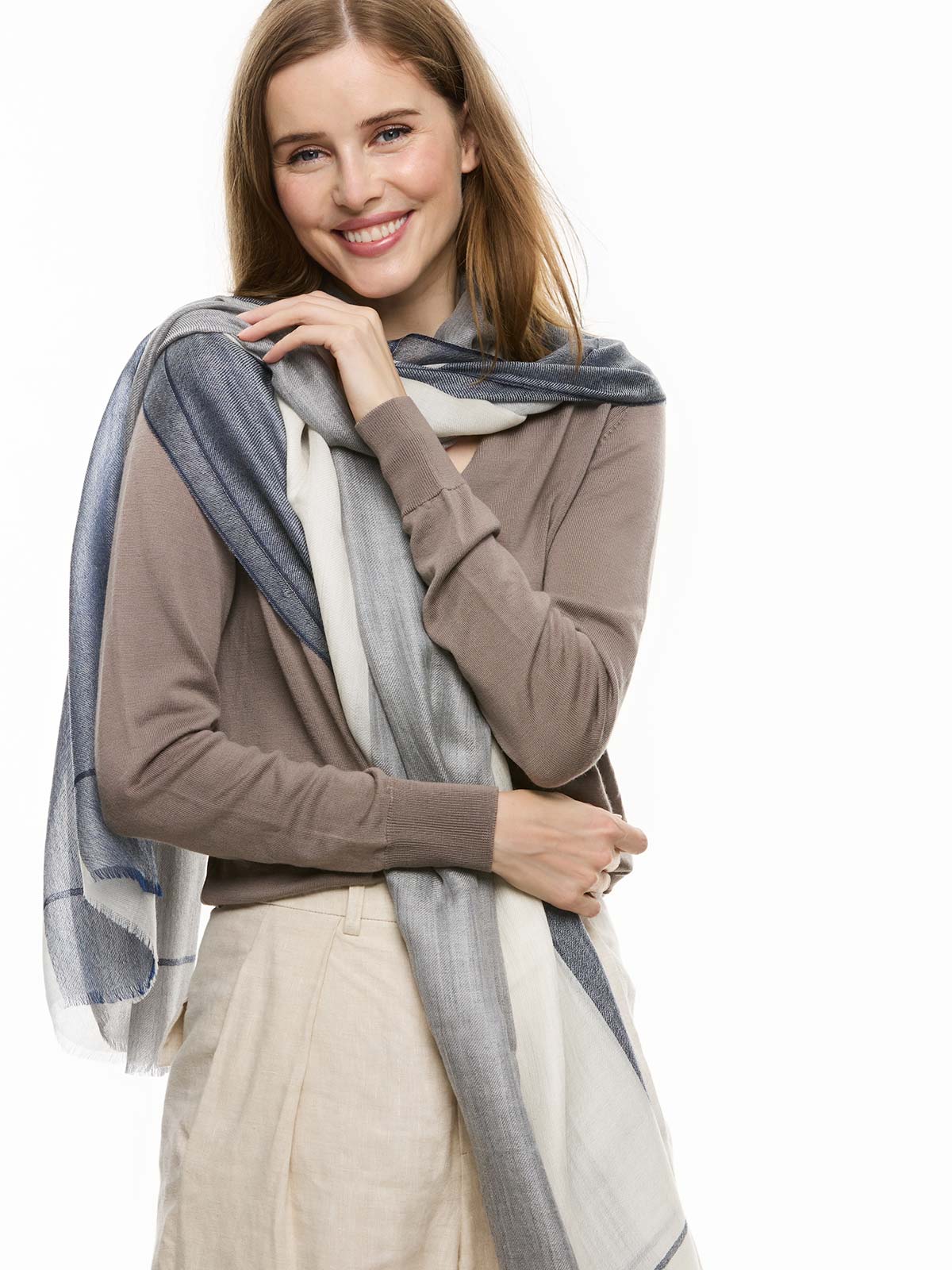 Featherlight Blue White Cashmere Scarf - Image 5